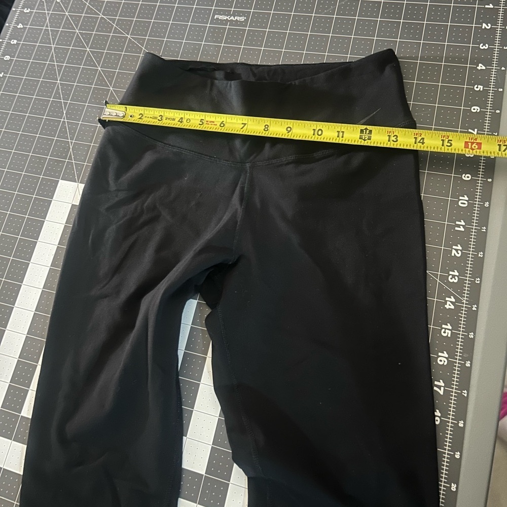 Nike Classic Black Leggings - Picture 4 of 10